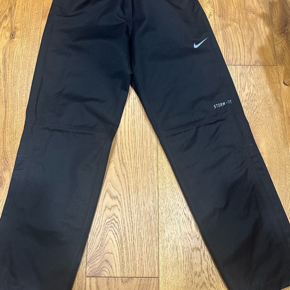 Nike Men’s Black Storm-FIT Jogger Pants